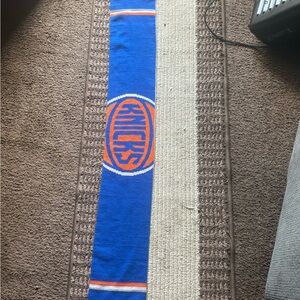 New York Knicks Blue & Orange Knit Scarf